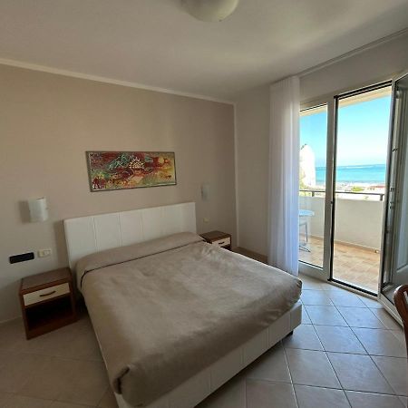 Bikini Hotel Vieste Bagian luar foto