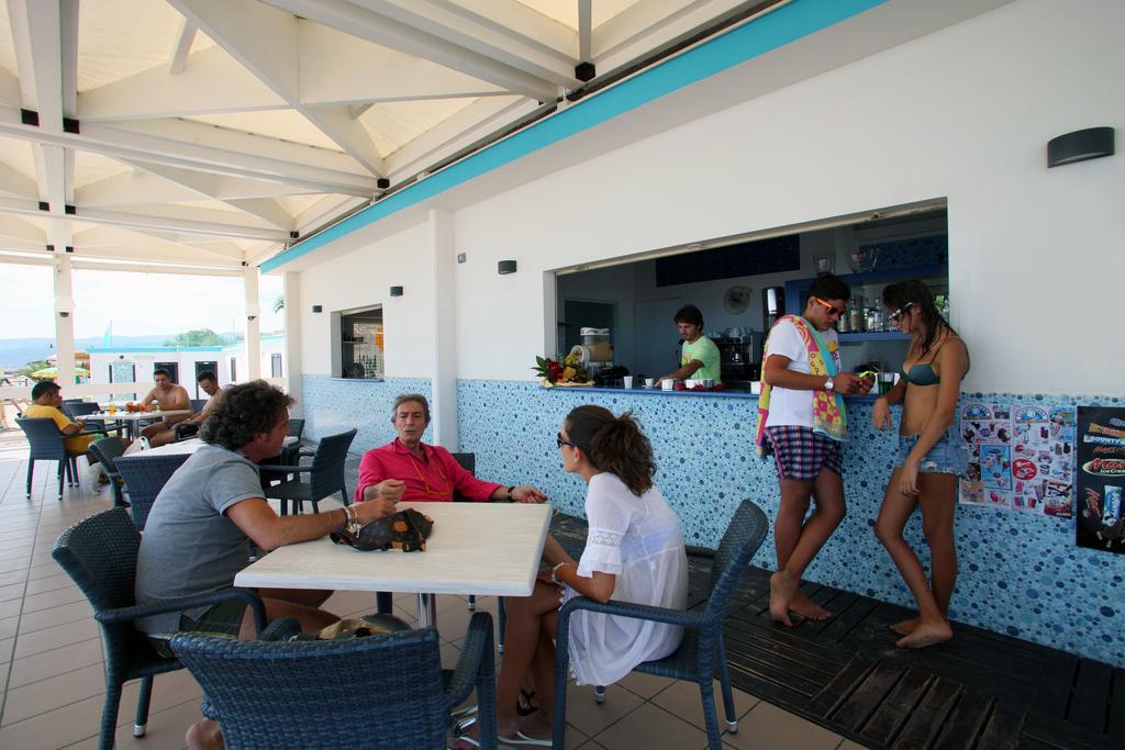 Bikini Hotel Vieste Bagian luar foto