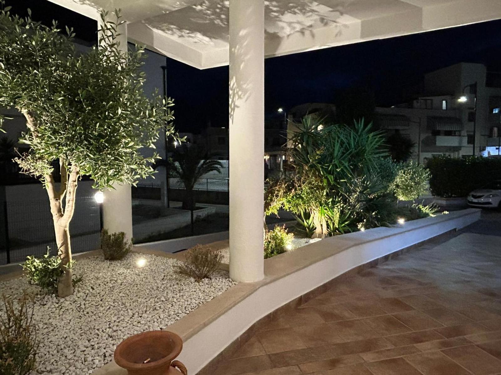 Bikini Hotel Vieste Bagian luar foto