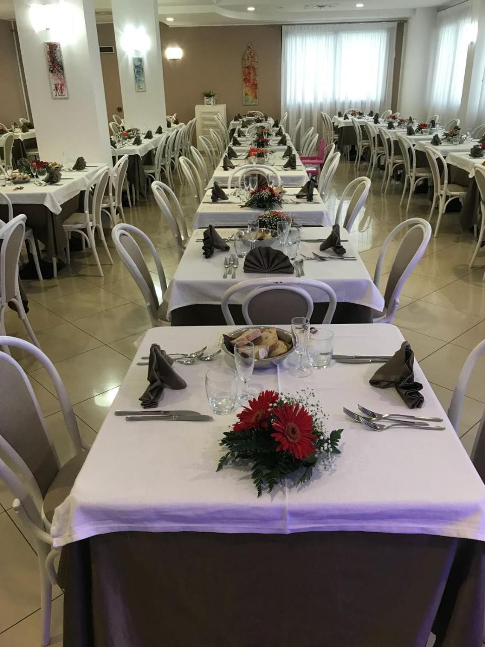 Bikini Hotel Vieste Bagian luar foto